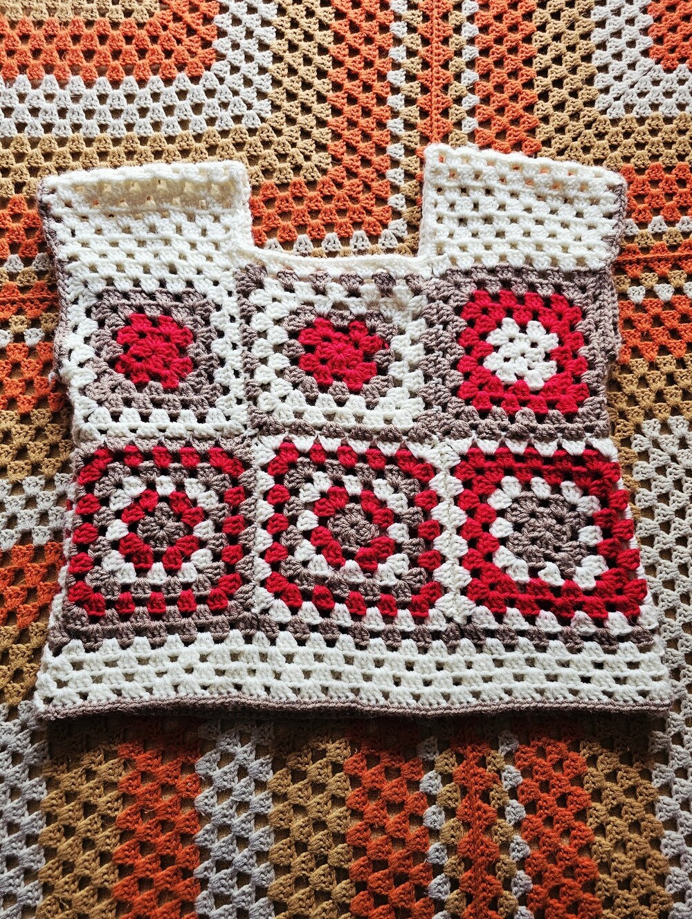 Vintage Handmade Crochet Granny Square Vest 70s Womens Folk Cottagecore